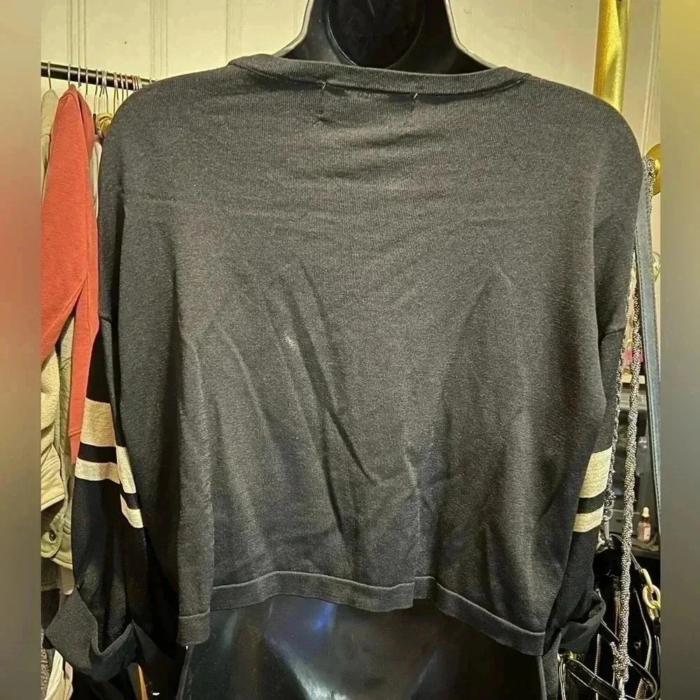 NWOT FIRE Sweater - S - Black, Gold Gabrielle Union NY & Co - Picture 3 of 4